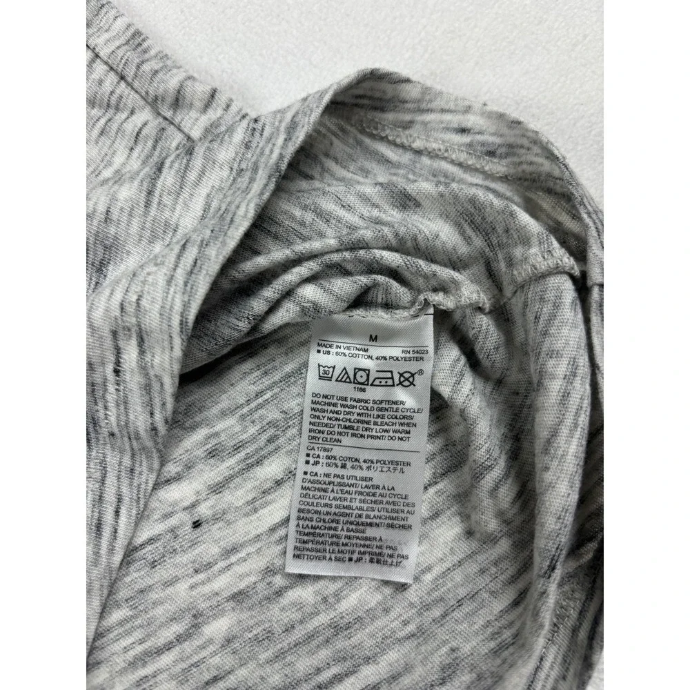 Banana Republic Mens Grey‎ Heathered Moisture Wicking Notch Neck T-Shirt Size M